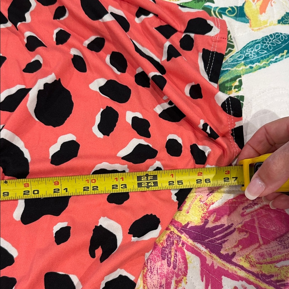 Trendy Coral and Black Women's Blouse - Picture 5 of 8